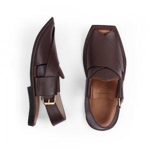 چپلی پیشاوری چرمی درجه دوم تل رابری که از چرم و رابر عادی برای ساخت آن بکار رفته